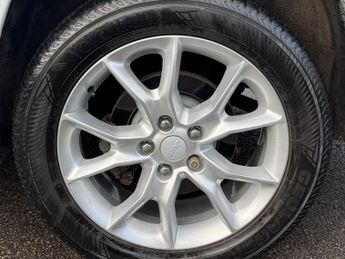 Jeep Grand Cherokee 3.0 V6 CRD Summit SUV 5dr Diesel Auto 4WD Euro 6 (247 bhp)