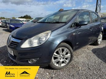 Vauxhall Corsa DESIGN 16V