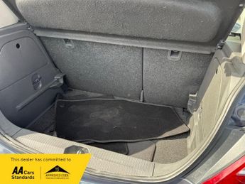 Vauxhall Corsa DESIGN 16V