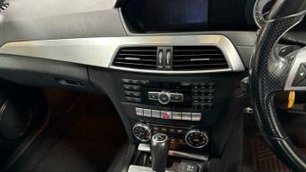 Mercedes-Benz C Class 2.1 C220 CDI BlueEfficiency Sport G-Tronic+ Euro 5 (s/s) 4dr