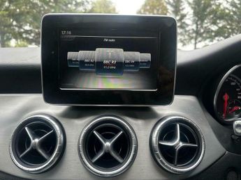 Mercedes-Benz CLA 1.6 CLA180 AMG Line Coupe 7G-DCT Euro 6 (s/s) 4dr