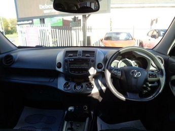 Toyota RAV4 2.2 D-CAT XT-R Auto 4WD Euro 5 5dr
