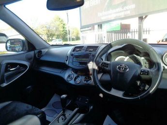 Toyota RAV4 2.2 D-CAT XT-R Auto 4WD Euro 5 5dr