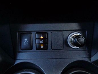 Toyota RAV4 2.2 D-CAT XT-R Auto 4WD Euro 5 5dr