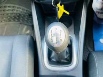 Renault Megane 1.6 16V Expression Euro 5 5dr