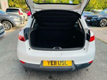 Renault Megane 1.6 16V Expression Euro 5 5dr