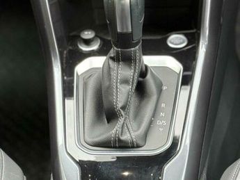 Volkswagen T-Roc 2.0 TDI R-Line DSG Euro 6 (s/s) 5dr