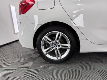BMW 2 SERIES 2.0 218d M Sport MPV 5dr Diesel Auto Euro 6 (s/s) (150 ps)