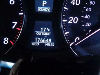 Lexus LS 5.0 600h V8 L CVT 4WD Euro 5 (s/s) 4dr