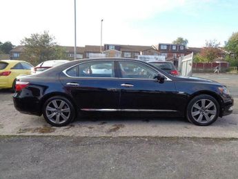 Lexus LS 5.0 600h V8 L CVT 4WD Euro 5 (s/s) 4dr