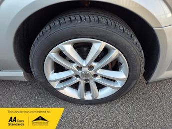 Vauxhall Vectra 1.8 VVT Design Hatchback 5dr Petrol Manual (173 g/km, 138 bhp)