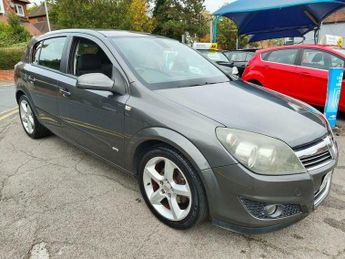 Vauxhall Astra 1.8i 16v SRi 5dr
