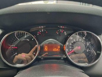 Peugeot 3008 1.6 e-HDi Active EGC Euro 5 (s/s) 5dr