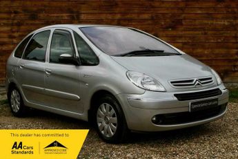 Citroen Xsara Picasso 2.0i 16V Exclusive 5dr