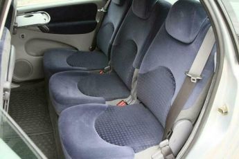 Citroen Xsara Picasso 2.0i 16V Exclusive 5dr