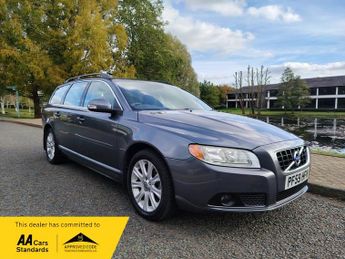 Volvo V70 2.0D SE Estate 5dr Diesel Manual Euro 4 (136 ps)