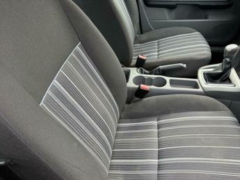 Ford Focus 1.6 Style 5dr