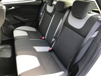 Ford Focus 1.6 ZETEC AUTOMATIC