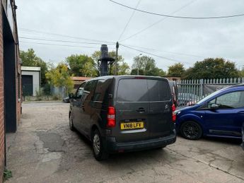 Citroen Dispatch 1.6 BlueHDi 1000 Enterprise XS ETG6 FWD 1 Euro 6 (s/s) 6dr