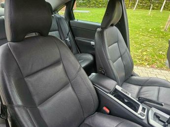 Volvo S40 2.0 D3 SE Lux Saloon 4dr Diesel Geartronic Euro 5 (150 ps)