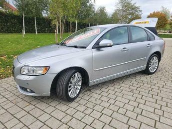 Volvo S40 2.0 D3 SE Lux Saloon 4dr Diesel Geartronic Euro 5 (150 ps)