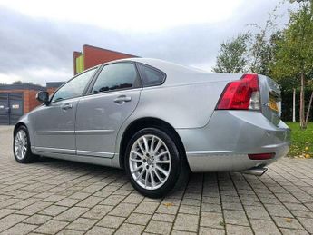 Volvo S40 2.0 D3 SE Lux Saloon 4dr Diesel Geartronic Euro 5 (150 ps)