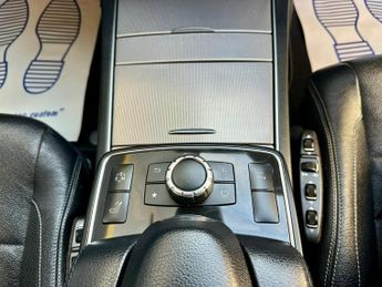 Mercedes E Class E220 BLUETEC AMG LINE