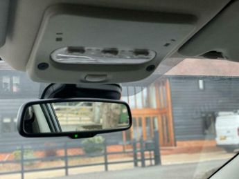 Nissan Qashqai 1.2 DIG-T N-Connecta SUV 5dr Petrol XTRON 2WD Euro 6 (s/s) (115 