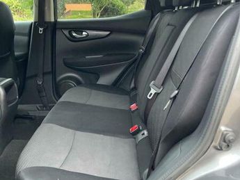 Nissan Qashqai 1.2 DIG-T N-Connecta SUV 5dr Petrol XTRON 2WD Euro 6 (s/s) (115 