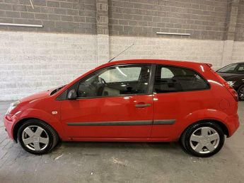 Ford Fiesta 1.4 Zetec Climate Hatchback 5dr Petrol Manual (154 g/km, 79 bhp)