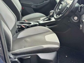 Ford Focus 1.6 Zetec Powershift Euro 5 5dr