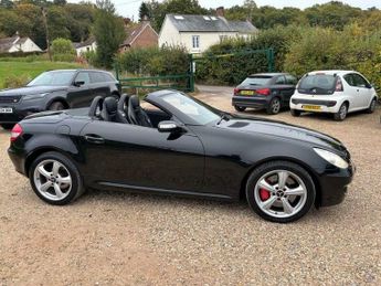 Mercedes CLS 3.5 SLK350 Convertible 2dr Petrol Automatic (238 g/km, 272 bhp)