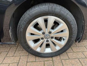 Volkswagen Golf 1.6 TDI BlueMotion Tech SE DSG Euro 6 (s/s) 5dr