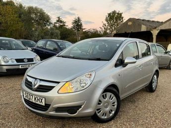 Vauxhall Corsa 1.4i 16v Club 5dr
