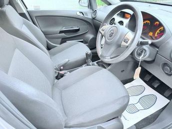 Vauxhall Corsa 1.2i 16v Active 5dr