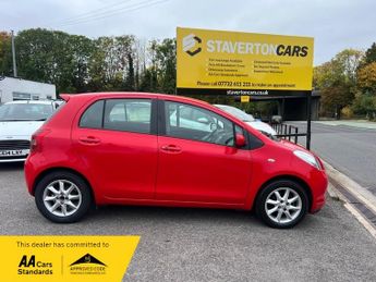 Toyota Yaris SR