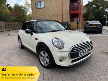 MINI Hatch AUTO 1.5 HATCHBACK 3dr PETROL