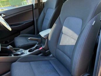 Hyundai Tucson 1.7 CRDi Blue Drive SE Nav SUV 5dr Diesel DCT Euro 6 (s/s) (141 