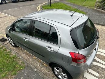 Toyota Yaris 1.33 Dual VVT-i TR MultiMode Euro 4 (s/s) 5dr