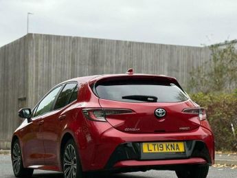 Toyota Corolla 1.8 VVT-h Design CVT Euro 6 (s/s) 5dr
