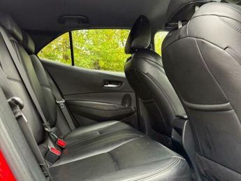 Toyota Corolla 1.8 VVT-h Design CVT Euro 6 (s/s) 5dr