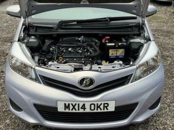 Toyota Yaris 1.33 Dual VVT-i Icon Multidrive S Euro 5 5dr