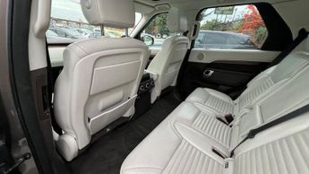 Land Rover Discovery 2.0 SD4 HSE SUV 5dr Diesel Auto 4WD Euro 6 (s/s) (240 ps)