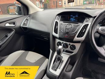Ford Focus 1.6 Zetec Powershift Euro 5 5dr