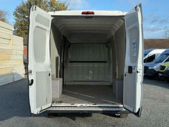 Peugeot Boxer 2.2 BlueHDi 435 Professional L4 H2 Euro 6 (s/s) 5dr