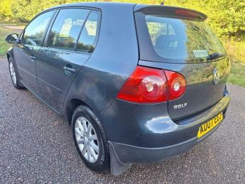 Volkswagen Golf 1.9 TDI Match DSG 5dr