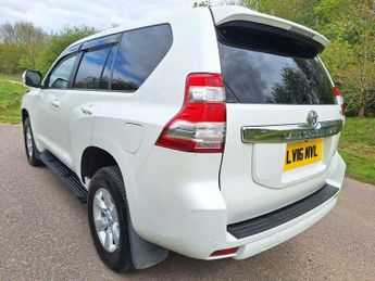 Toyota Land Cruiser 2.8d PRADO TXL Auto 4WD 5dr 7 Seats ULEZ