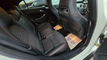 Mercedes-Benz C Class 2.1 GLA220d AMG Line (Executive) 7G-DCT 4MATIC Euro 6 (s/s) 5dr