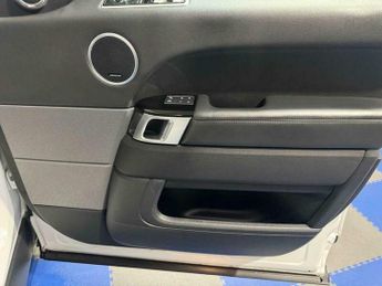 Land Rover Range Rover Sport 3.0 Range Rover Sport HSE SDV6 Auto 4WD 5dr