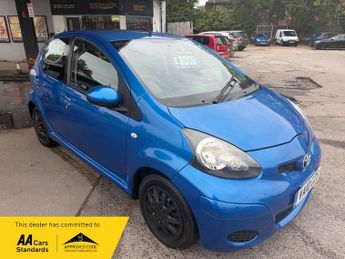 Toyota AYGO VVT-I BLUE
